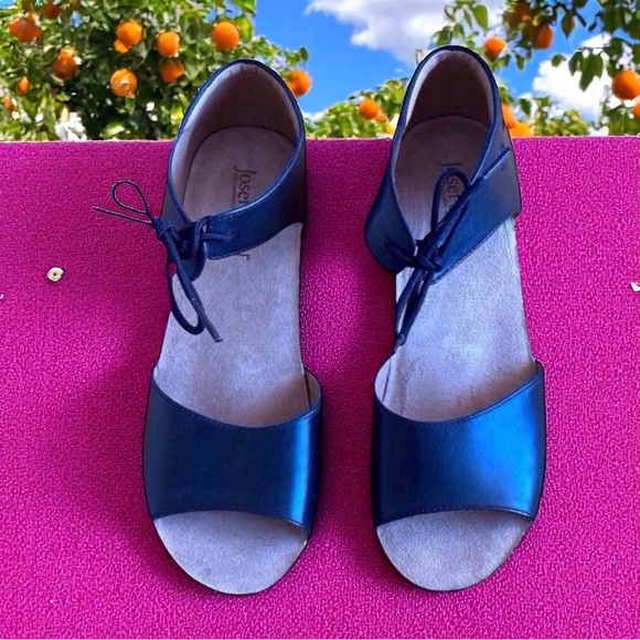 Josef Seibel Black Leather Heels - EU 37 (US 6.5-7) New IN Box!  Normcore - Picture 2 of 5